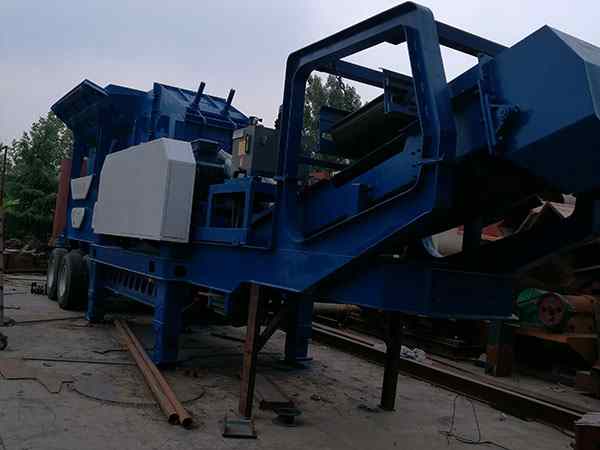 中小型移動式破碎機(jī)移動破碎站